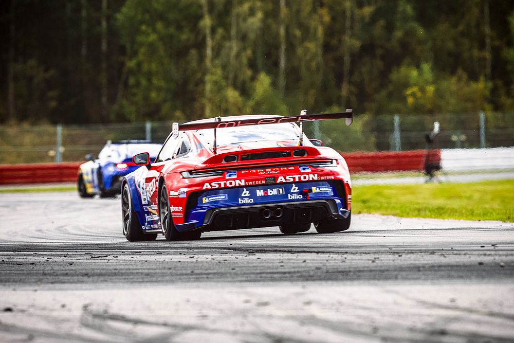 Gustav Krogh tæt på sejr i Porsche Carrera Cup-finale.
(Foto: Porsche Carrera Cup Scandinavia)